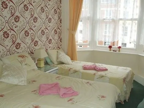 The Arran 3* Scarborough