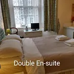 Pensionat The Arran 3*